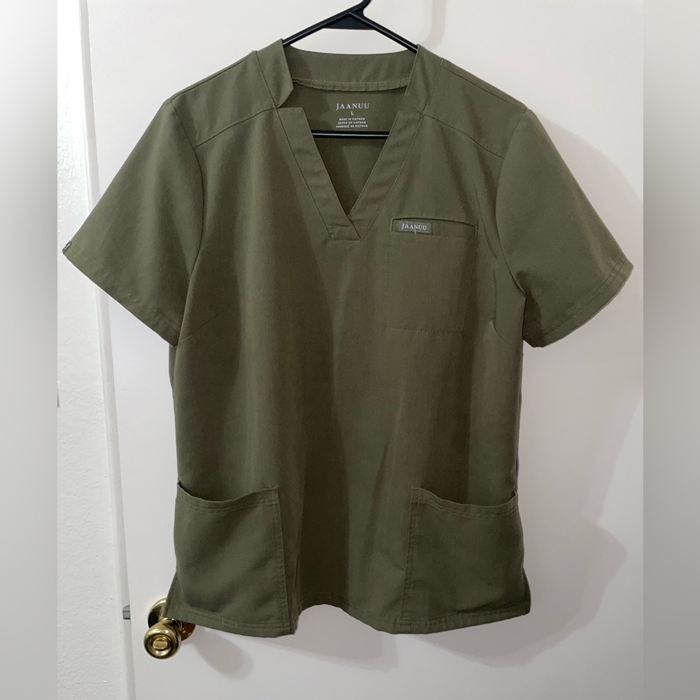Jaanuu Scrub Set, Large